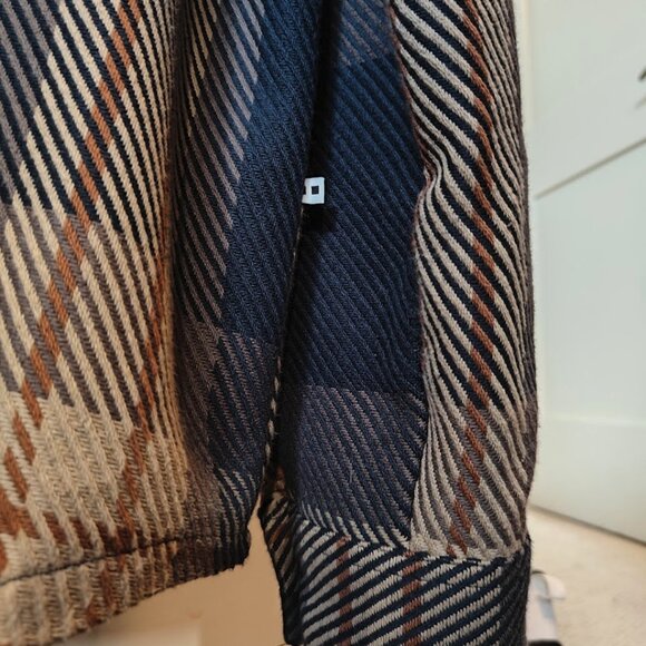 Minimum large plaid overshirt/shacket - Picture 3 of 5